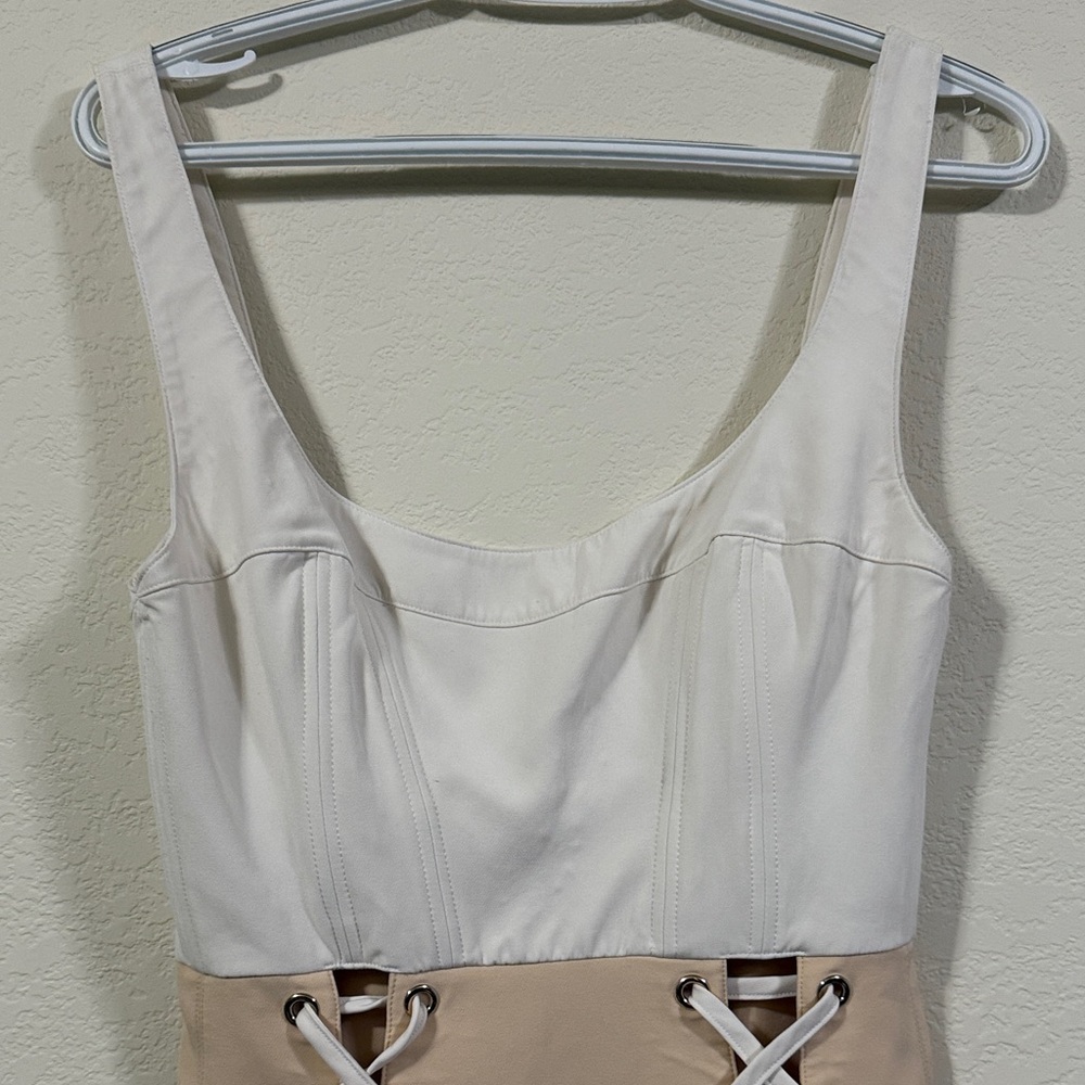 House of CB Two-Tone Lace-Up Nude and Cream Bodycon Dress Sz M - Picture 5 of 6